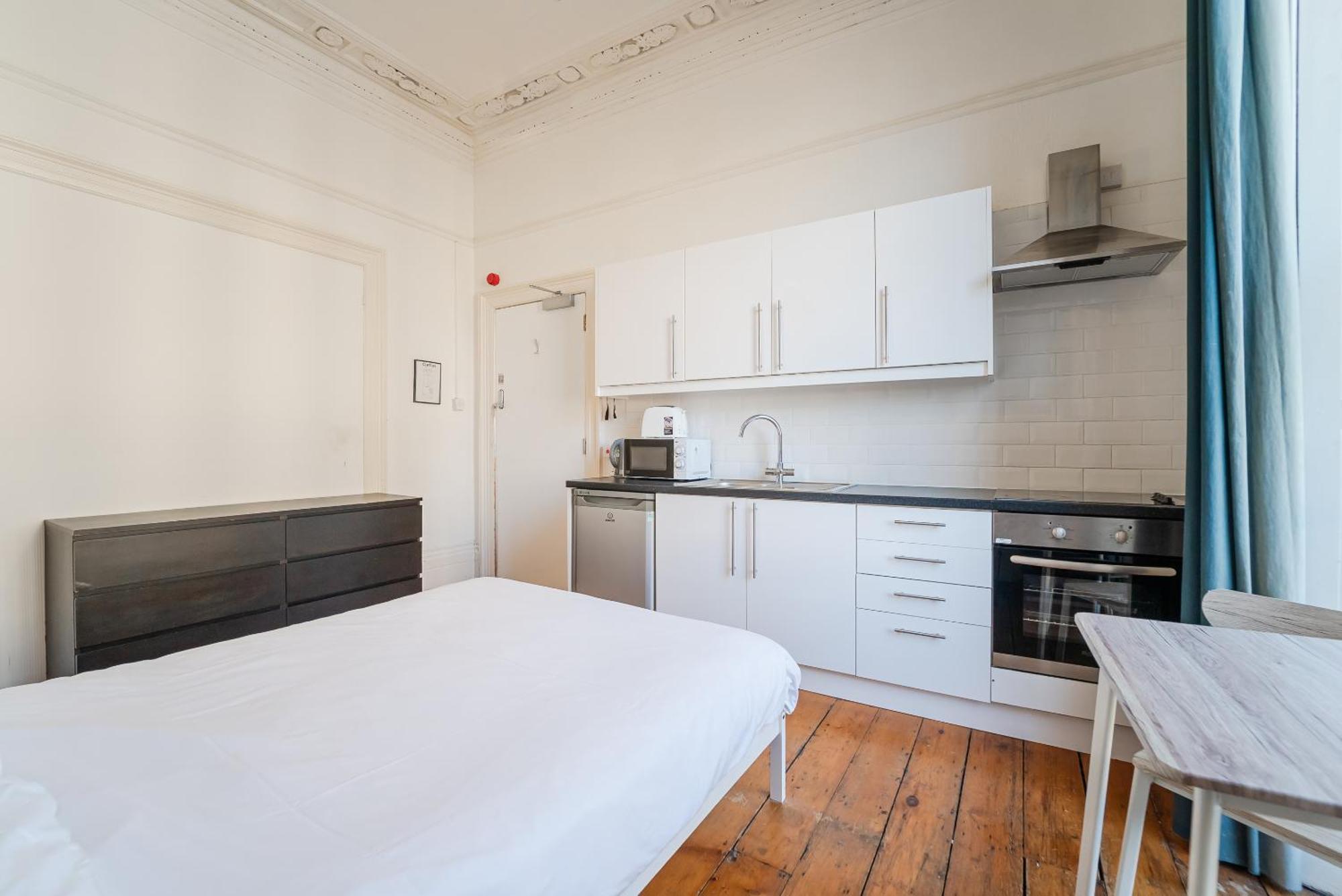 Westbourne Place Rooms - By Clifton Short Lets Bristol Pokoj fotografie